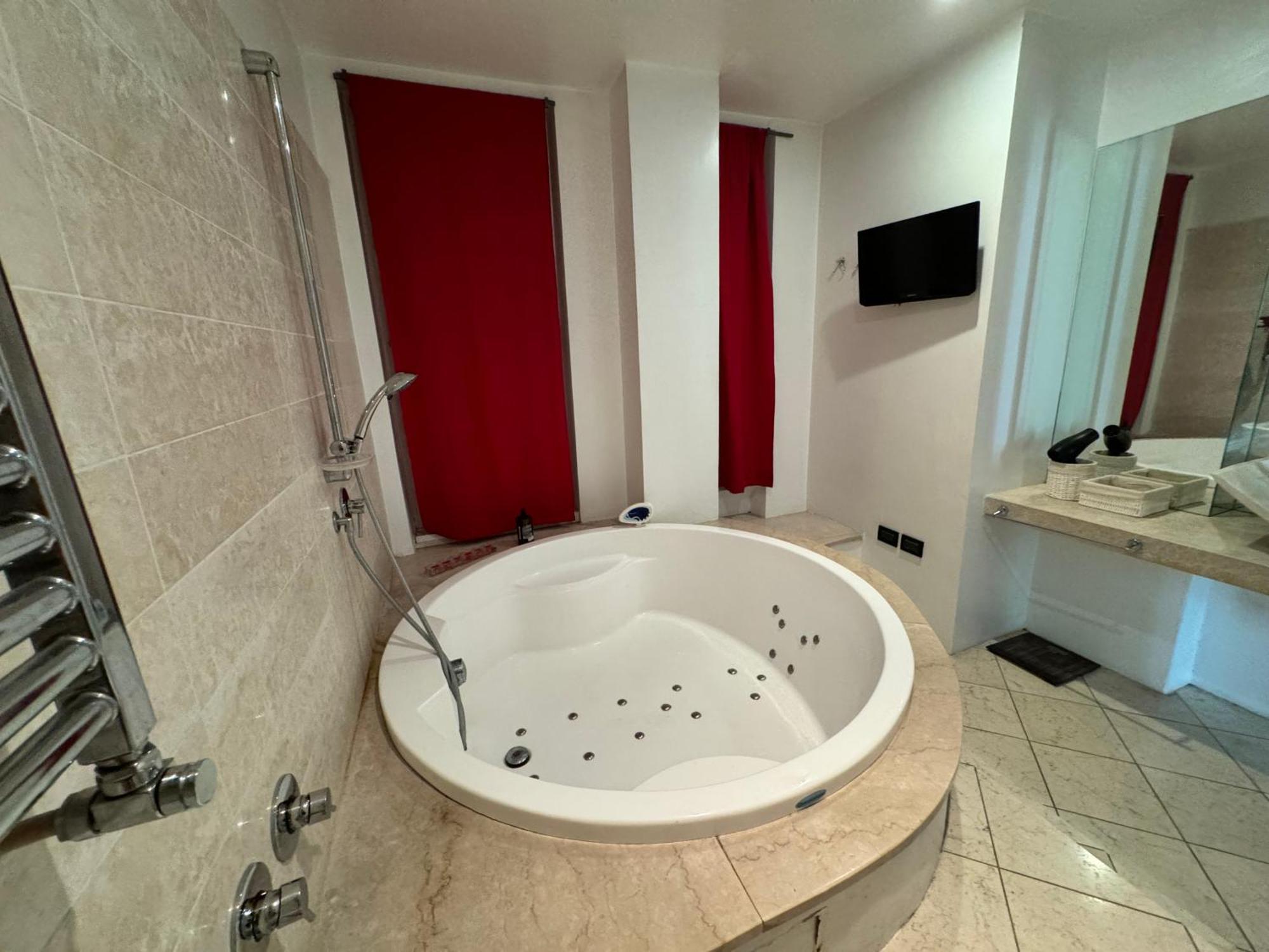 Parioli 2 Bedr Con Jacuzzi Vaticano Apartment Rom